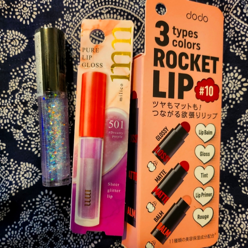 Dodo lip color and lip gloss lot